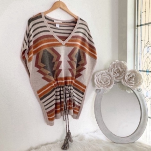 Aztec Tribal Drawstring Knit Top - Picture 2 of 8